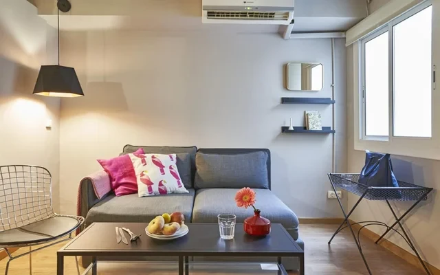 One bedroom flat in Sant Andreu, fully equipped 2