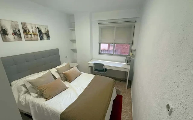 Calle Segismundo Moret Malaga 29011 Spain 2