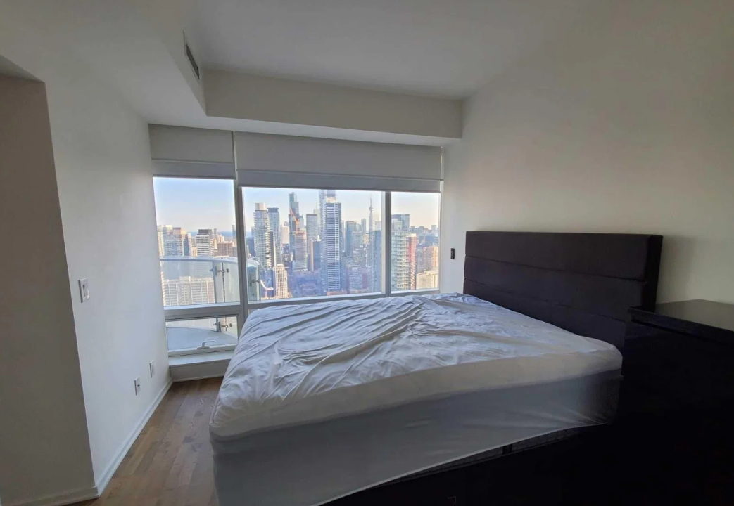 1 Bloor Street 2