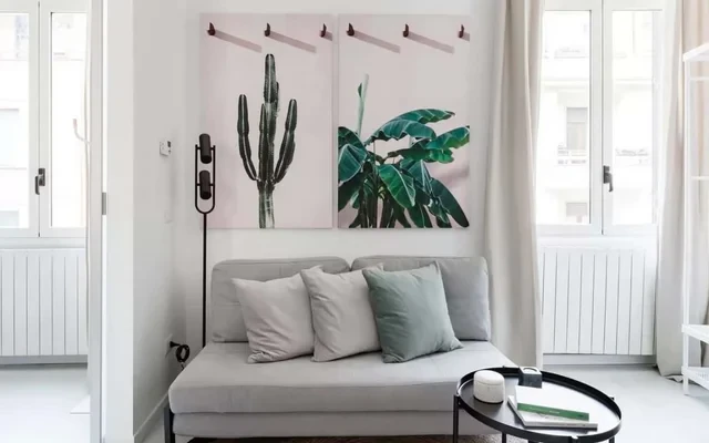 Elegante appartamento minimal dai tocchi botanici 0