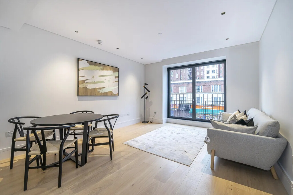 LH-Nutford Place