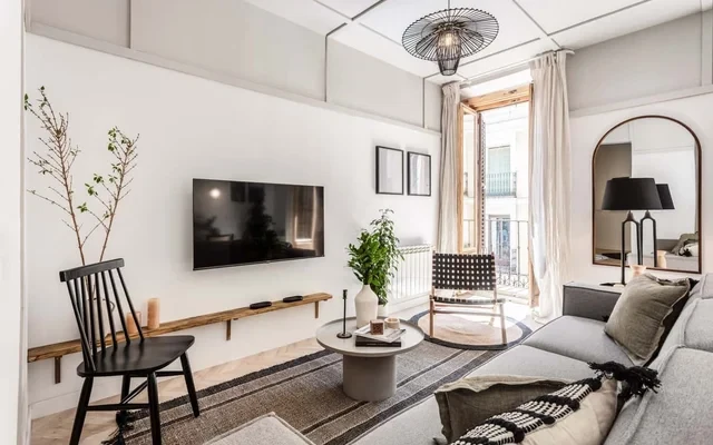 Anayet - 4 bedrooms apartment in Malasana 0