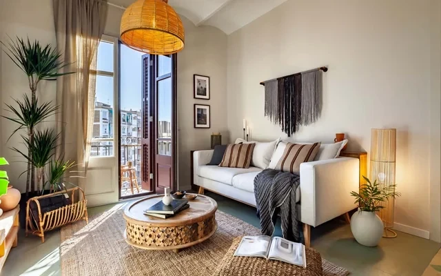 Lidi - 2 bedrooms and balcony in Eixample Esquerra 1