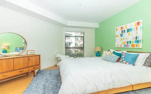 Eastown Apartments 4