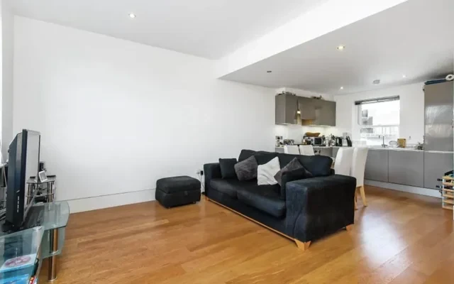 LH-Queenstown Road 1