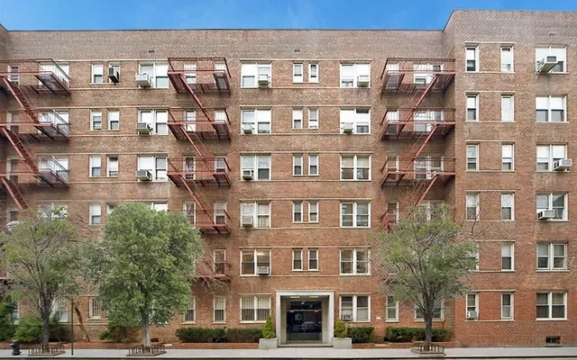780 Greenwich 1
