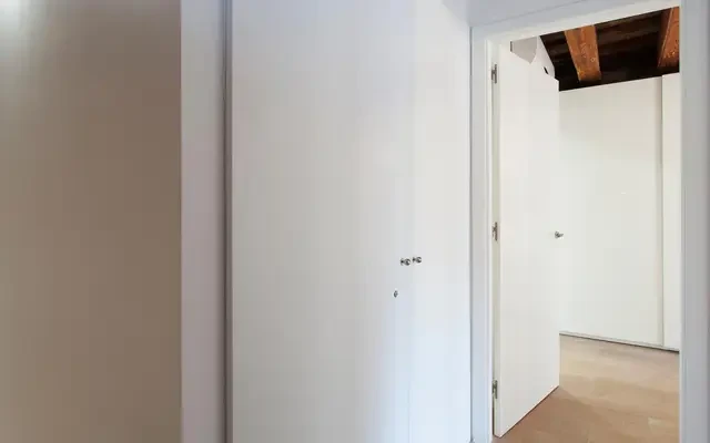 apartment near Carrer de Fontanella 1