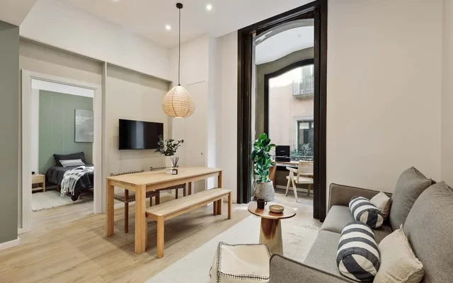 Baronissi - 2 bedrooms and terrace in Ciutat Vella 0