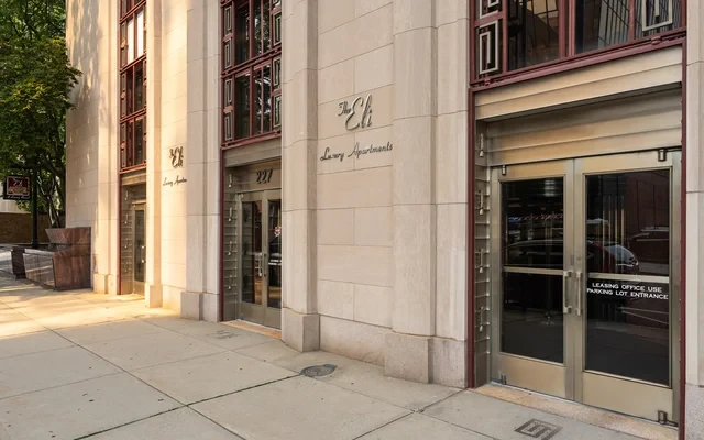 The Eli Apartments - chỗ ở sinh viên tại New Haven