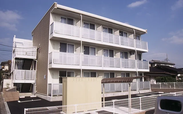 レオパレス寺尾台 0