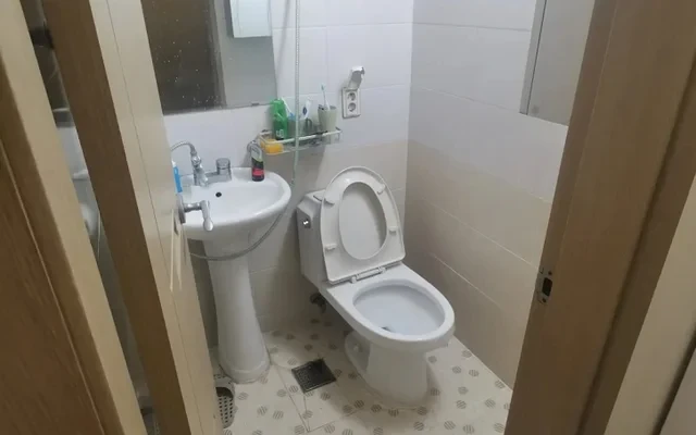 Sinchon No.4 Apartment 3
