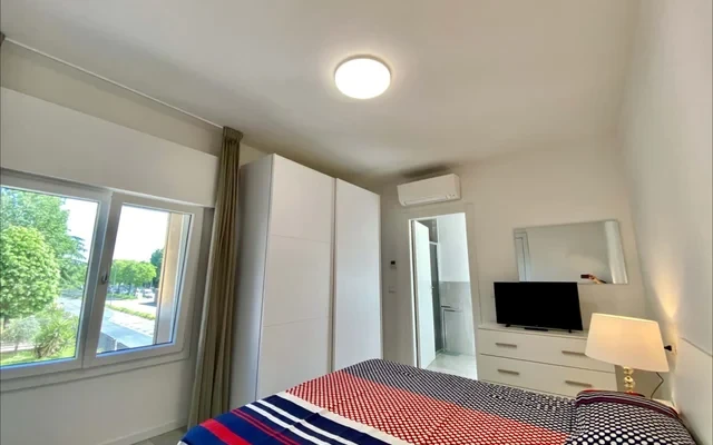 Bilocale Via Stendhal 4