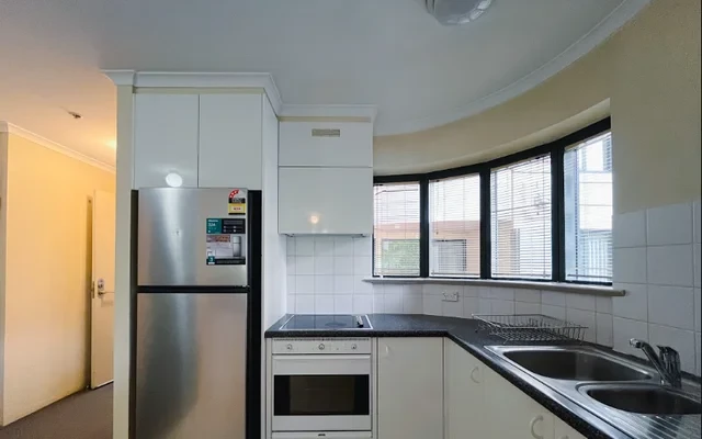 174 Northbourne Ave - Canberra student accommodation - 2 bed 2 bath-113