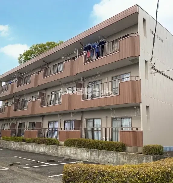ルミエールカサマ 2階