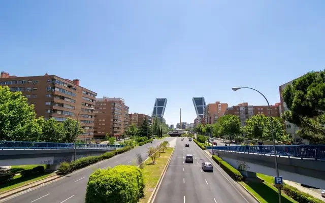 studio near Paseo de la Castellana 1