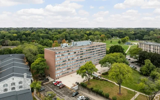 Park Tower Apartments 1