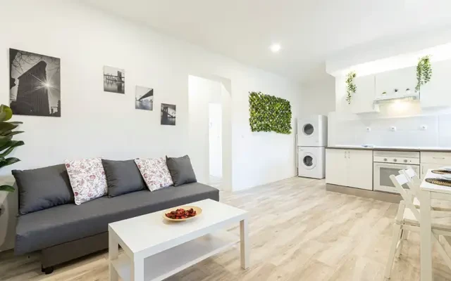 Paseo de Extremadura, 92 2ºB 3