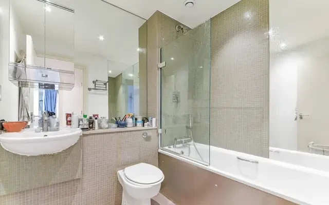 Colefax Building, Plumbers Row, Aldgate, London, E1 1EQ 3