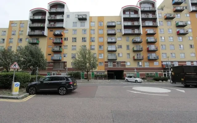 apartment near Metcalfe Court, John Harrison Way 0