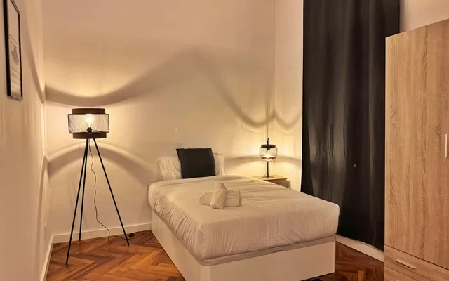 Carrer de Pau Claris Barcelona 08009 Spain 0