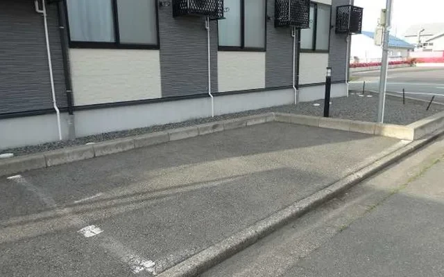 レオパレスグレース 1