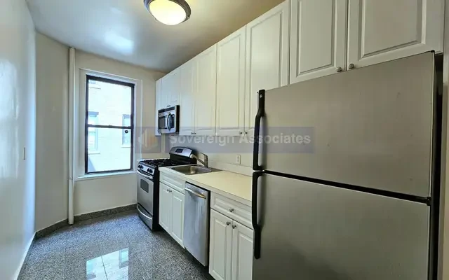 282 Cabrini Boulevard 2