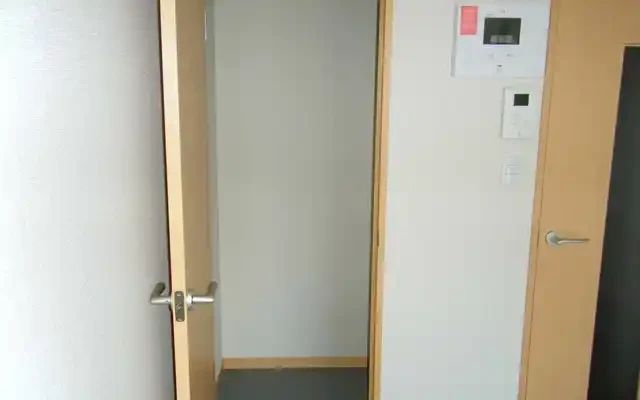 レオパレス常盤 4