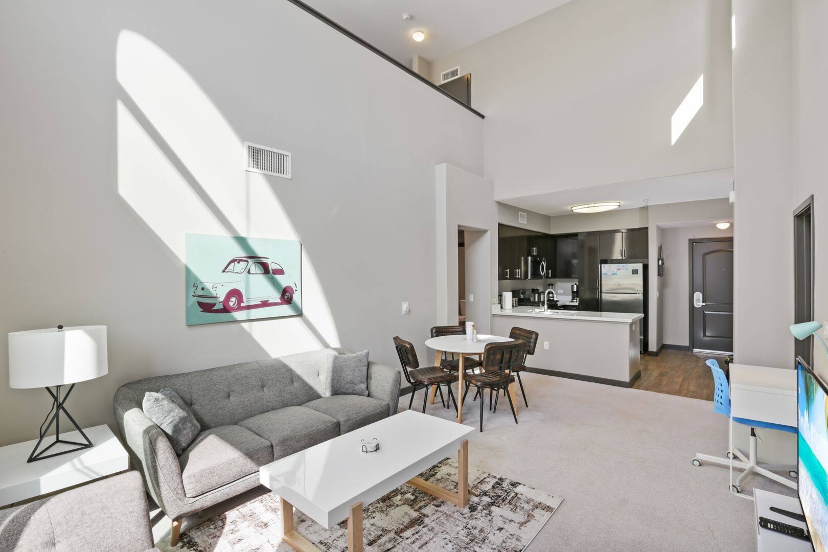 Private Room in 3 bed