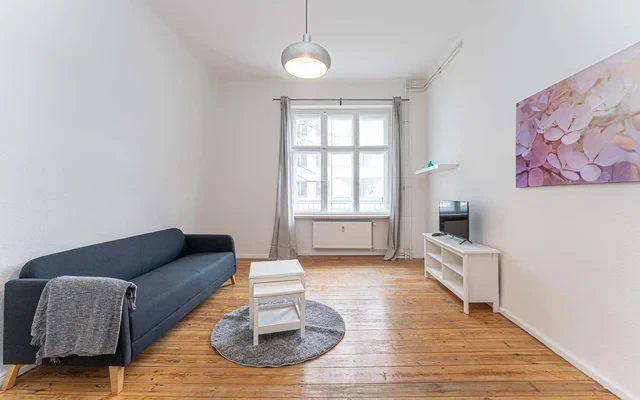 Two Room Apartment 4