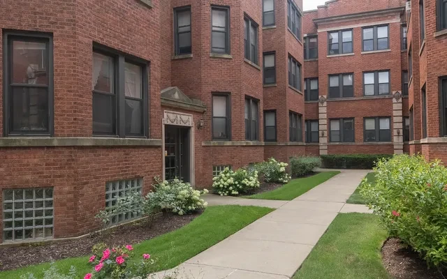 1576 oak evanston 0