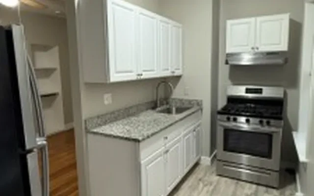 75 Division St., #1, Chelsea - Suffolk County student accommodation - 1 Bed / 1 Bath
