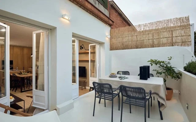 Cassis - 2 bedrooms in Sant Gervasi 0