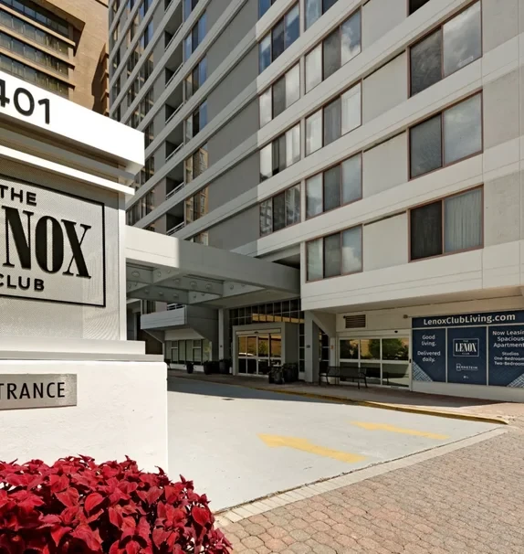 Lenox Club Apartments