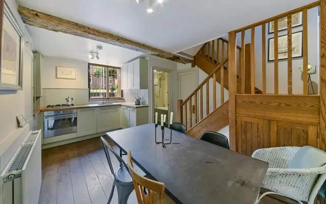Trinity Green, Mile End Road, Bethnal Green, London, E1 4TS 1