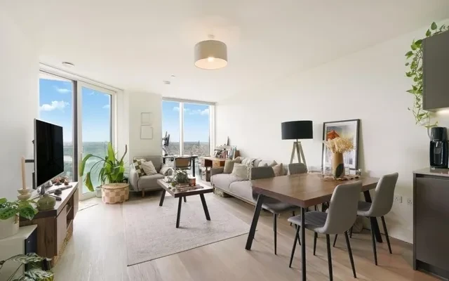 LH-Hale Works Apartments - chỗ ở sinh viên tại Luân Đôn