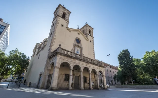 Carrer de Torres i Amat 6 1