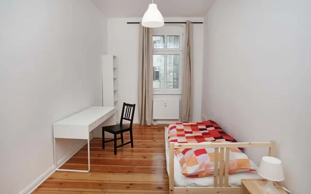 Revaler Strasse 8DE-01-195M 0