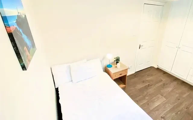 11 James Street 4