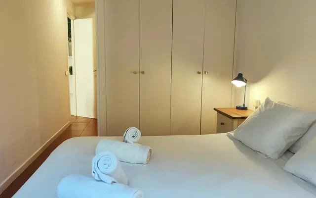 Bright 2BR Apt in Pl. Catalunya - Rambla D 4