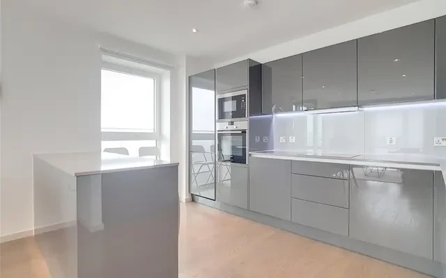 Glasshouse Gardens, London, E20 2