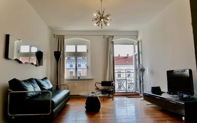Apartment in Oderberger Strasse, Berlin for 65 m² with 1 bedroom 2