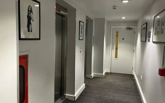 Pepys Street 11415# 3