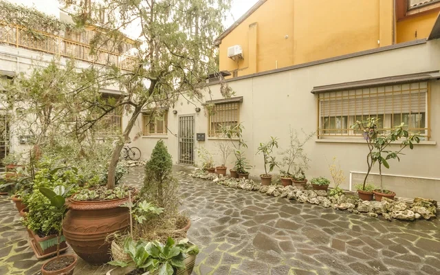 Via San Felice 3