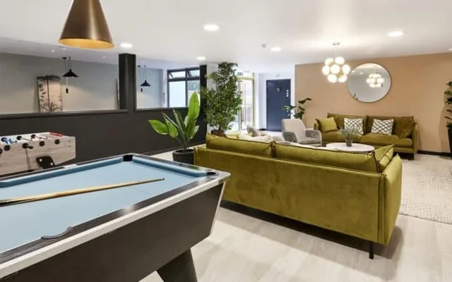 Trust House 4