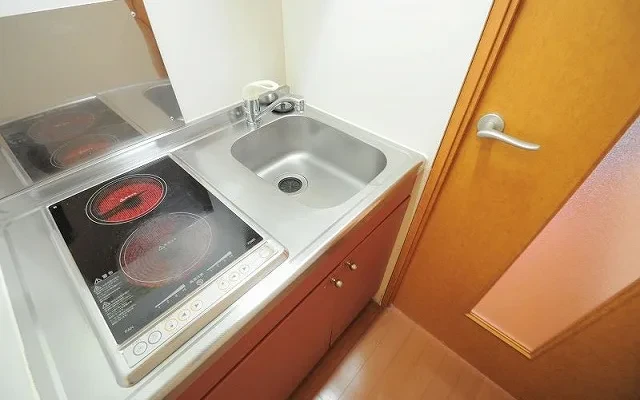 レオパレスせせらぎ 1