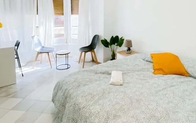 Piso de 7 habitaciones en Ciutat Vella 2