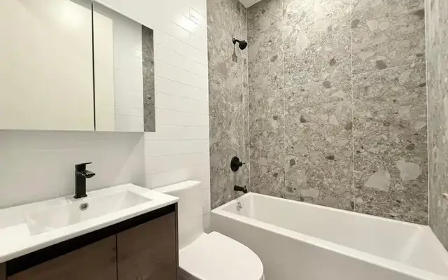 980 Kent Avenue, Brooklyn - New York student accommodation - 4 bed 2 bath