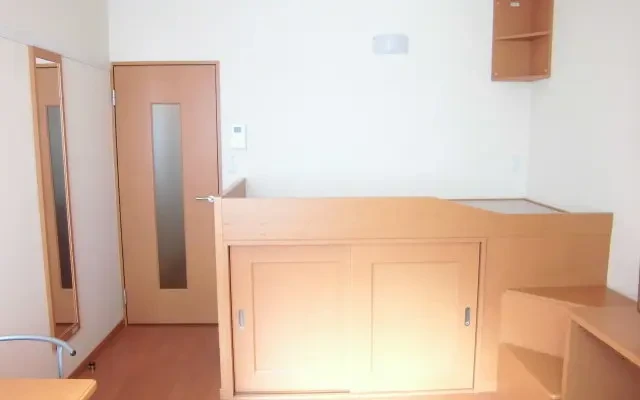 レオパレス東館 3
