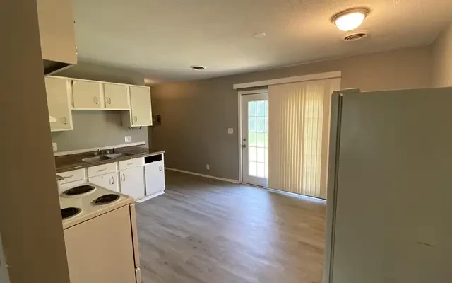 2507 Dale Drive 4