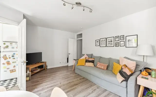 Kildare Terrace, London, W2 5JT 2